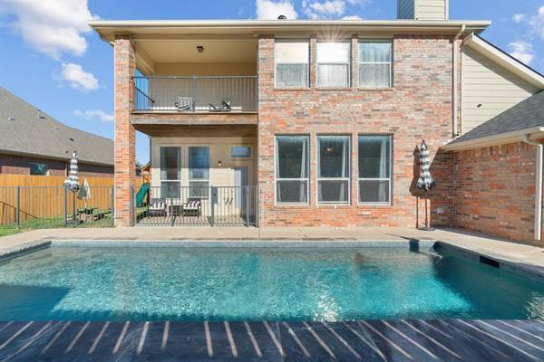 812 Sugar Hill Avenue, Cleburne, TX 76033