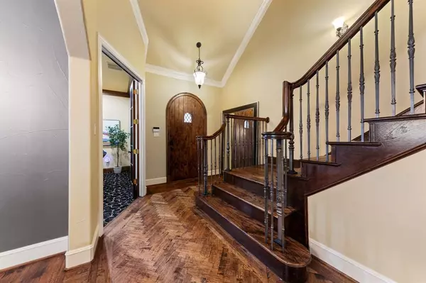 Dallas, TX 75214,4316 Santa Barbara Drive