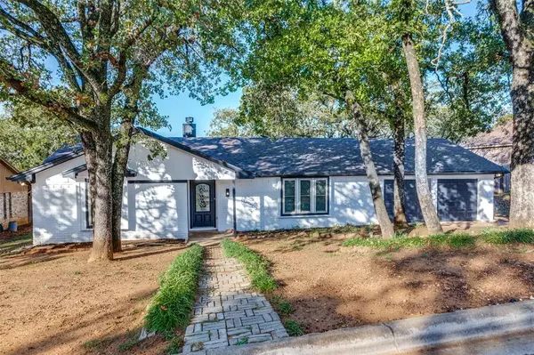 Fort Worth, TX 76112,1420 Meadow Lane Terrace