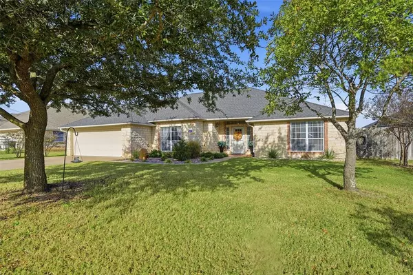 616 Parker Lane, Granbury, TX 76048