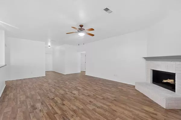 Burleson, TX 76028,317 Vera Drive