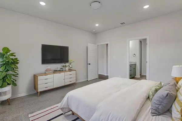 Fort Worth, TX 76131,2729 Finley Street