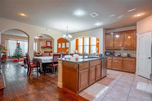 Little Elm, TX 75068,1624 Zebra Finch Drive