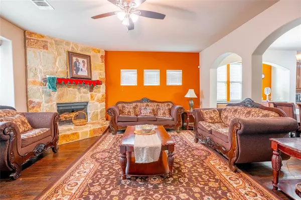 Little Elm, TX 75068,1624 Zebra Finch Drive