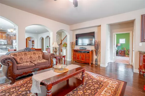 Little Elm, TX 75068,1624 Zebra Finch Drive