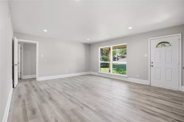 Fort Worth, TX 76133,5313 Keswick Avenue