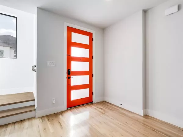 Plano, TX 75024,4913 Broadway Drive