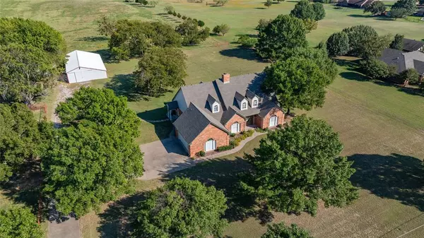 Gainesville, TX 76240,476 County Road 260