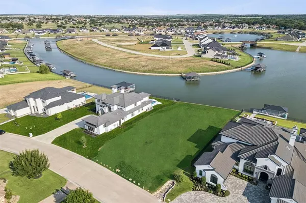 Fort Worth, TX 76179,6137 Lakeside Drive