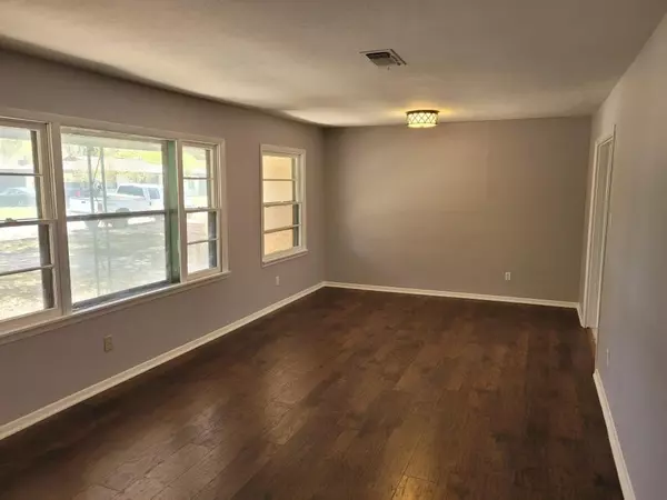 Fort Worth, TX 76114,5624 Durham