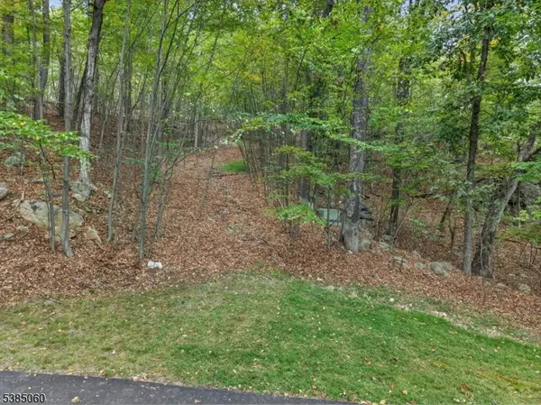 West Milford Twp., NJ 07480,0 Stonehedge Way