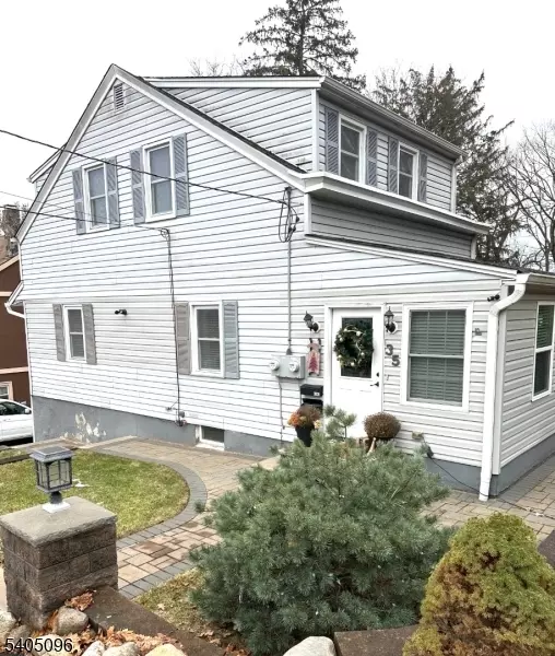35 Clara St #2, North Haledon Boro, NJ 07508
