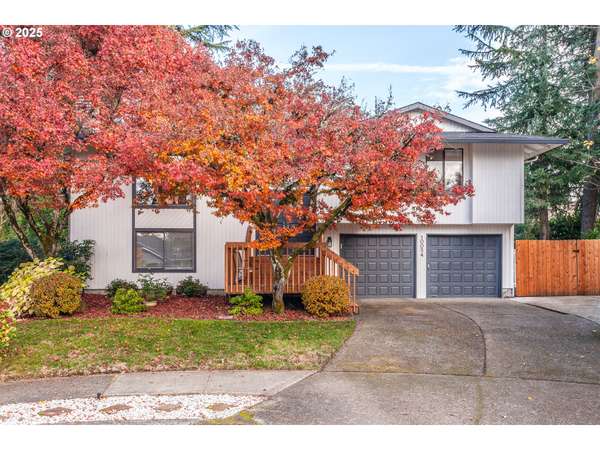 10054 SW ERIE CT, Tualatin, OR 97062