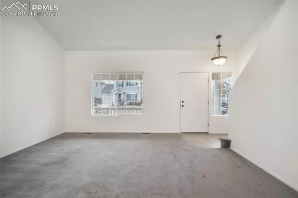 Colorado Springs, CO 80923,6226 Scottsbluff DR