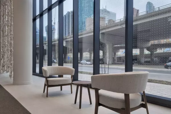 Toronto C08, ON M5E 0G1,55 Cooper ST #5910