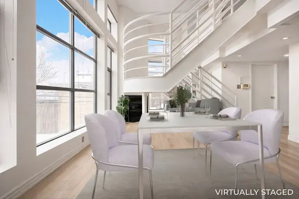 393 King ST E #202, Toronto C08, ON M5A 1L3