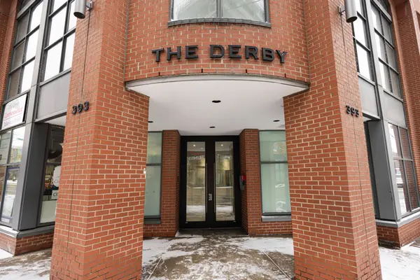 393 King ST E #202, Toronto C08, ON M5A 1L3