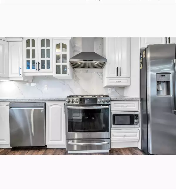 Whitby, ON L1N 2C7,109 Thickson RD S