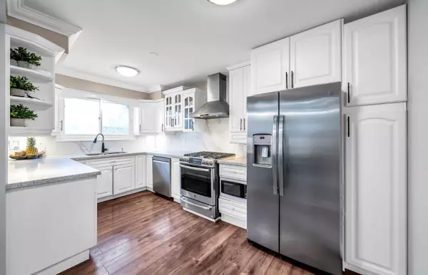 Whitby, ON L1N 2C7,109 Thickson RD S