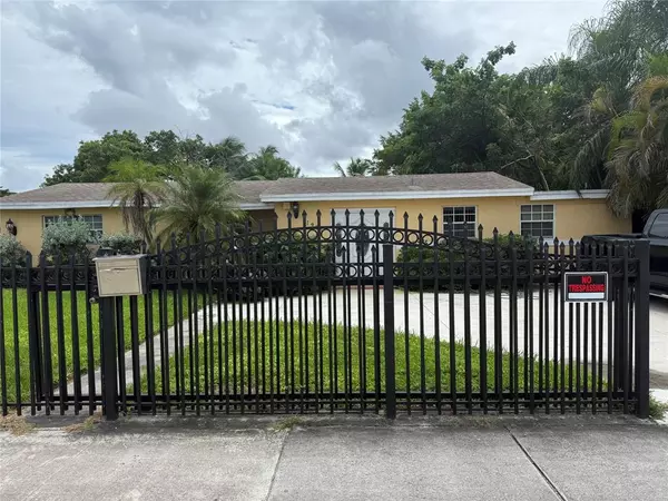 1270 NW 111th St, Miami, FL 33167