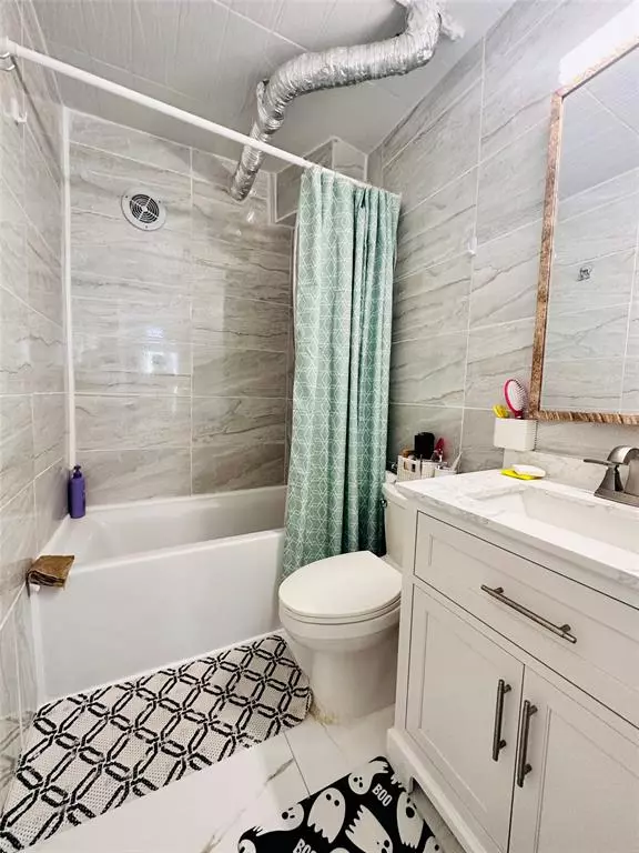 Pompano Beach, FL 33062,1391 S Ocean Blvd #806