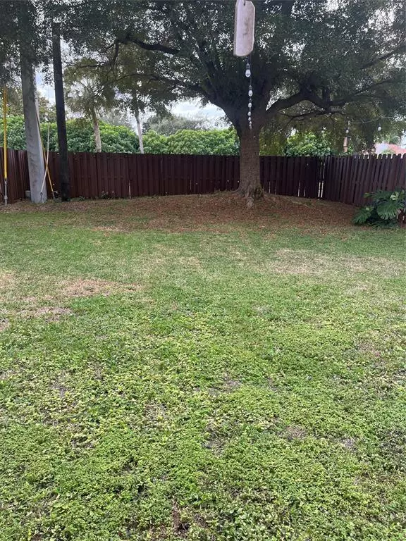 Sunrise, FL 33326,581 Lakeside Cir