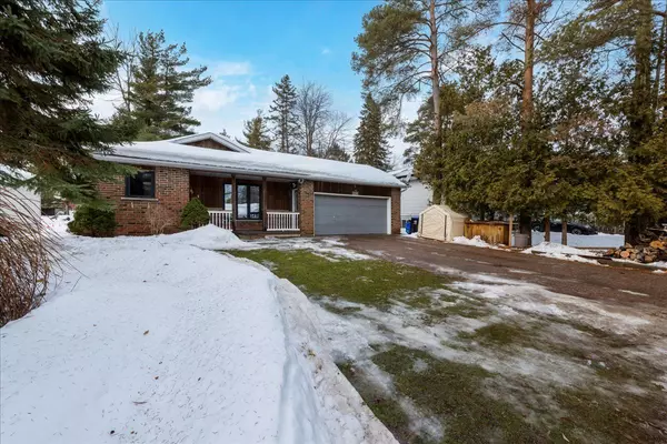 2286 25 Side Road, Innisfil, ON L9S 2G2