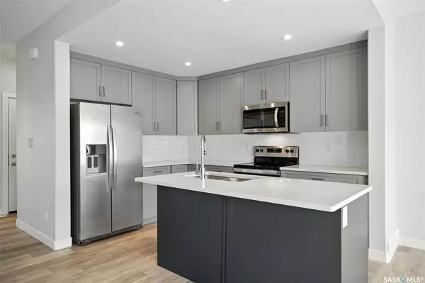 Saskatoon, SK S7W 1H9,510 Myles Heidt MANOR