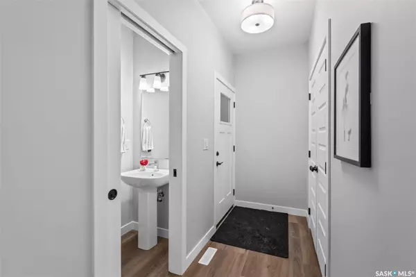 Saskatoon, SK S7V 1Z3,574 Traeger MANOR