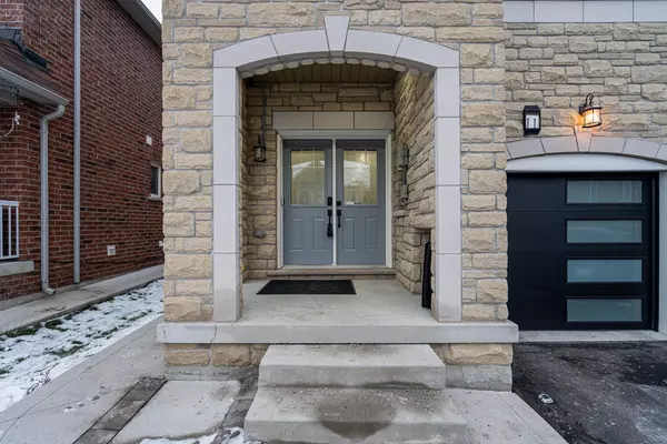 Brampton, ON L7A 4L2,11 Hoover RD