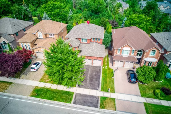1387 Bayshire DR, Oakville, ON L6H 6E7