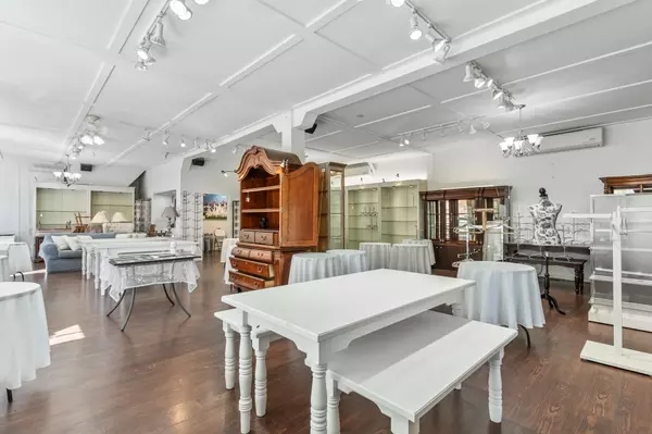 Grey Highlands, ON N0C 1C0,115 Wellington ST