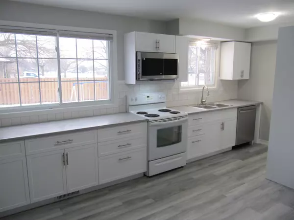 St. Catharines, ON L2N 3C1,2 Black Knight RD