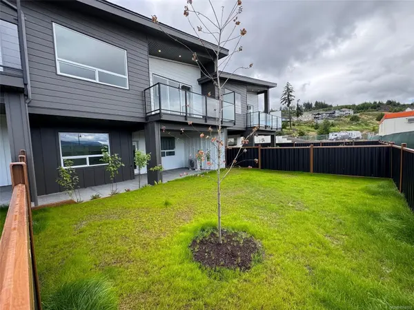 Duncan, BC V9L 0G1,3116 Woodrush Dr #117