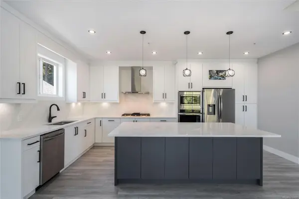 Nanaimo, BC V9T 5W2,124 Hawk Point Rd