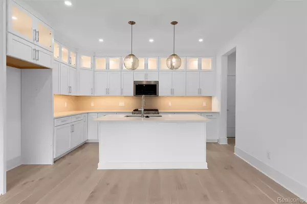 Northville, MI 48167,102 Apaloosa