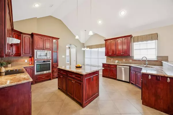 Dallas, TX 75287,17707 Knollmeadow Lane