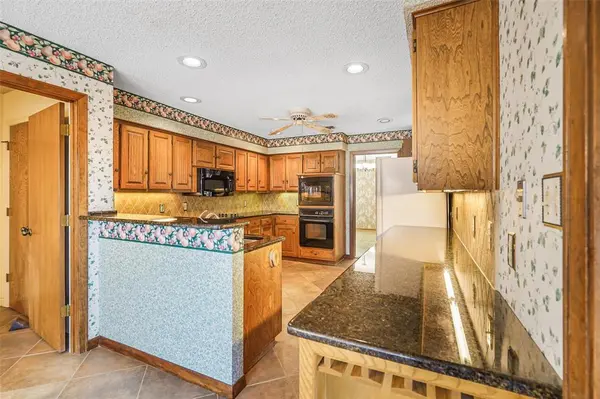 Arlington, TX 76016,3705 Waycross Court