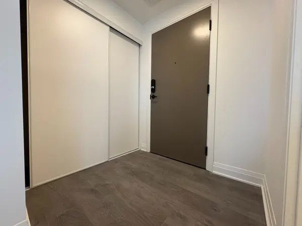 Mississauga, ON L5B 0N9,4015 The Exchange ST #4602