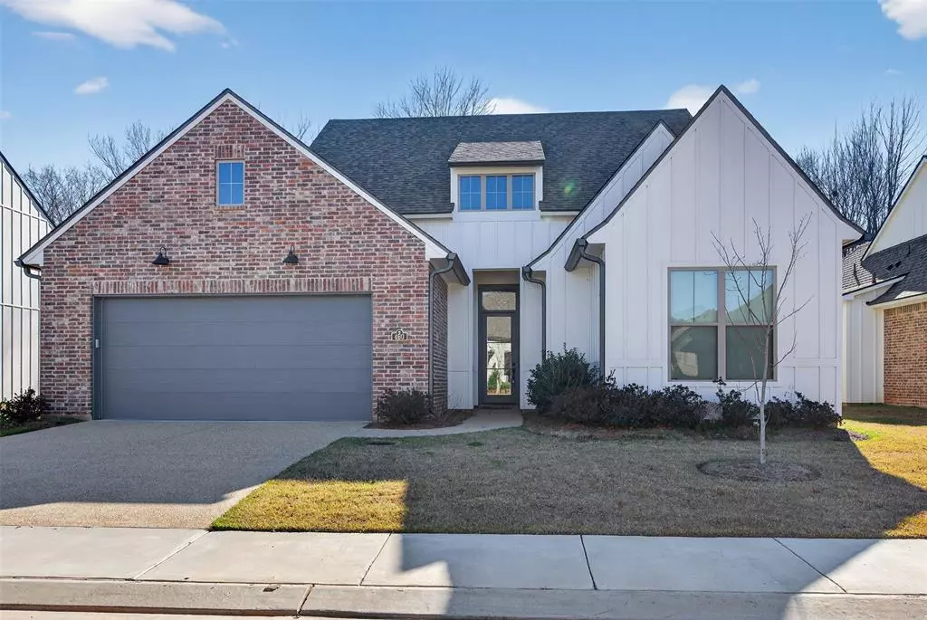 Bossier City, LA 71111,460 Stacey Lane