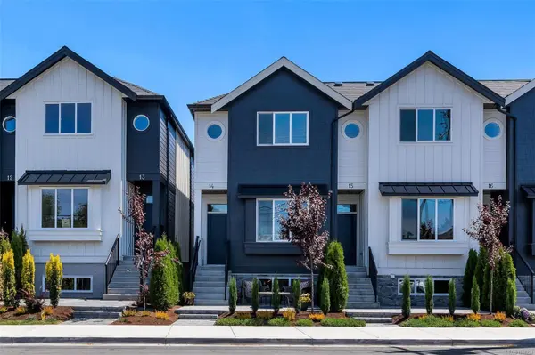 10145 Fifth St #15, Sidney, BC V8L 2X8