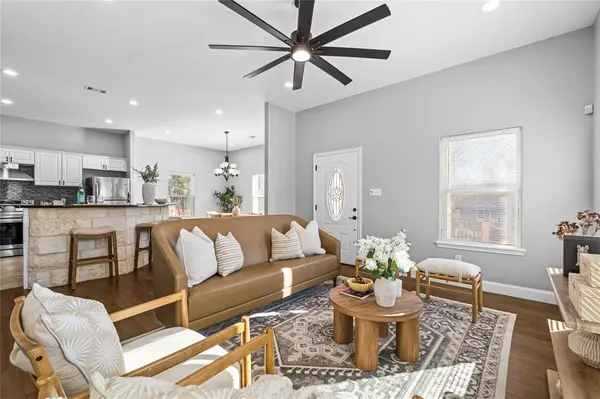 Fort Worth, TX 76105,3301 Hanger Avenue