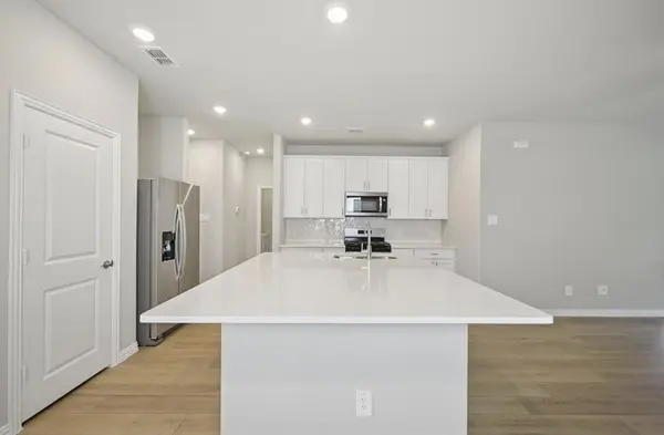 Mckinney, TX 75071,518 Clover Creek Drive