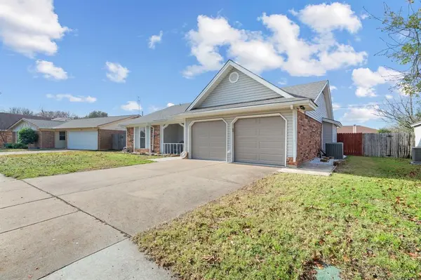 Watauga, TX 76148,7629 Cedarhill Road