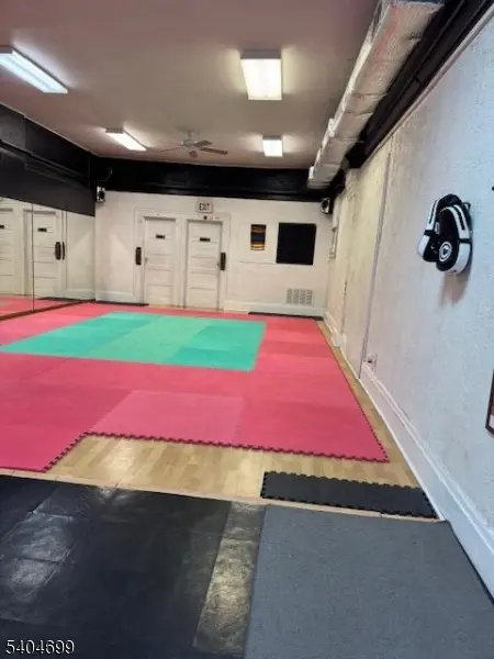 East Orange City, NJ 07017,68 Dodd St