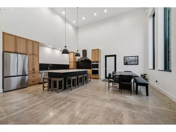 Sandy, OR 97055,43815 SE HERRICK RD