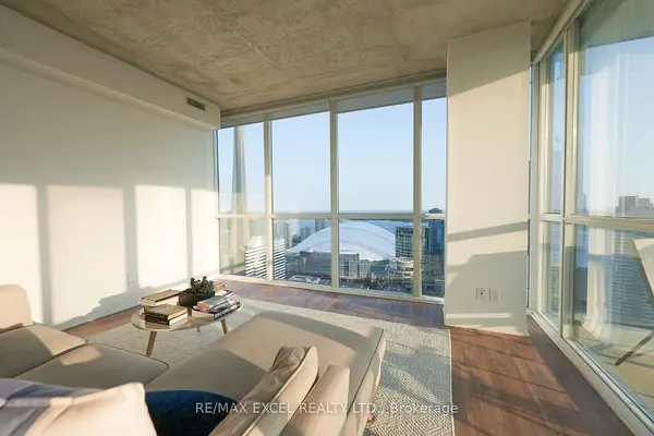 Toronto C01, ON M5V 2G3,88 Blue Jays WAY #3608