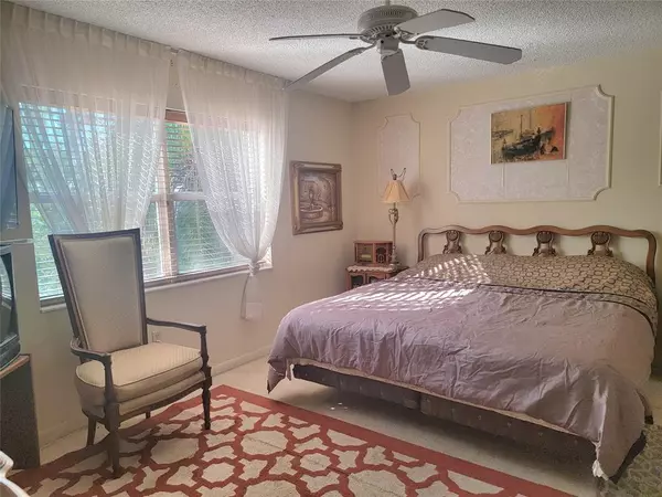 North Lauderdale, FL 33068,8260 SW 24th St #6307