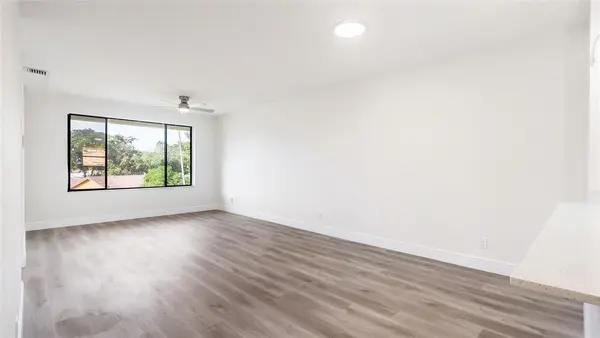 Coral Springs, FL 33065,11477 NW 39th Ct #301-1