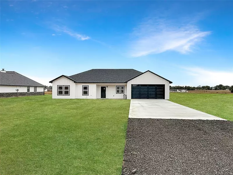 6472 Old Clarksville Road, Reno, TX 75462